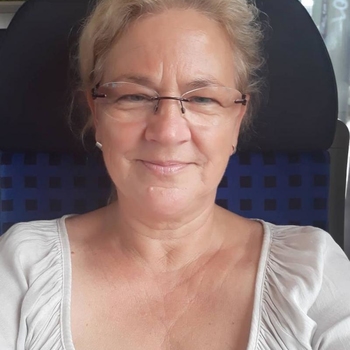 Geil neuken met een  61-jarig omaatje uit Vlaams-Limburg
